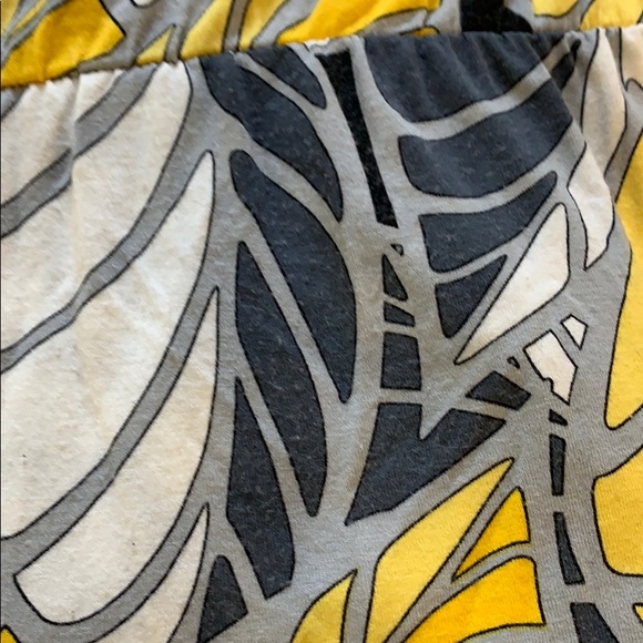 Casual Vértigo Dress - Picture 7 of 7